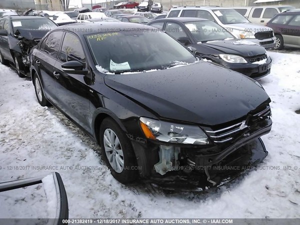 2013 VOLKSWAGEN PASSAT S 01