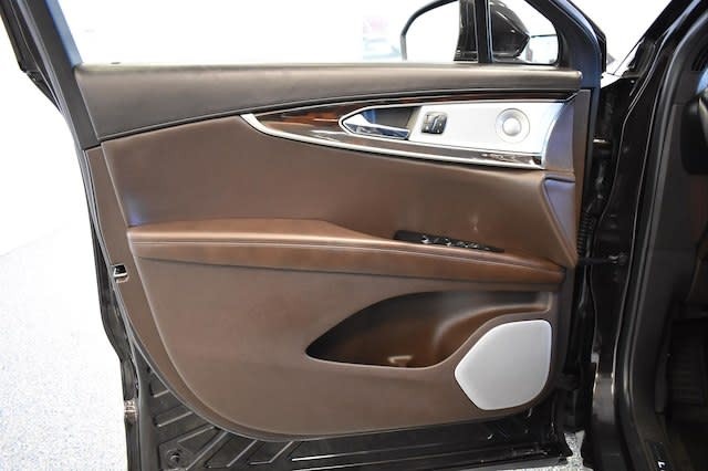 LincolnMKXBlackLabel201722