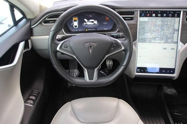 TeslaModelS85D201513