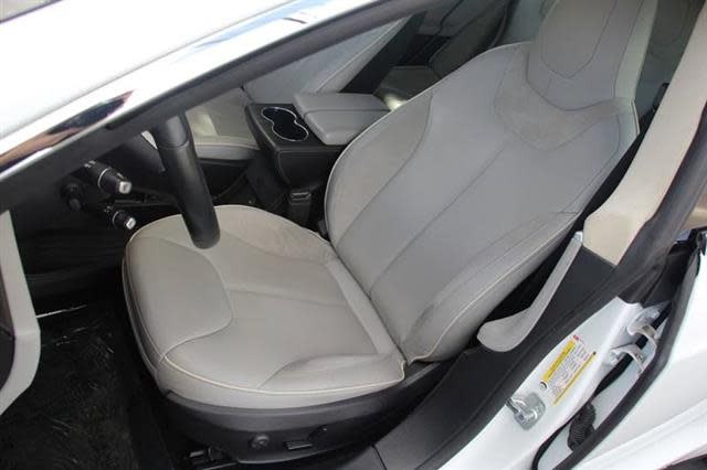 TeslaModelS85D201516