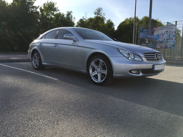 Mercedes-BenzCLS200501