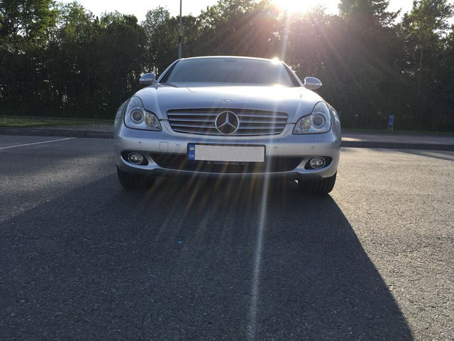 Mercedes-BenzCLS200502
