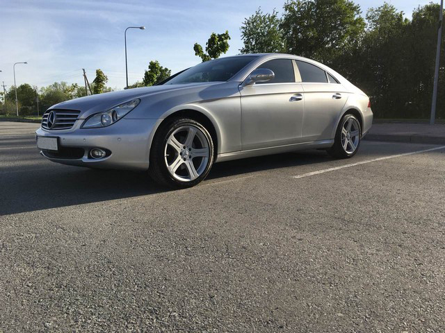 Mercedes-BenzCLS200503