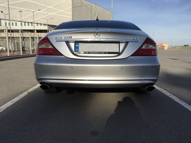 Mercedes-BenzCLS200505