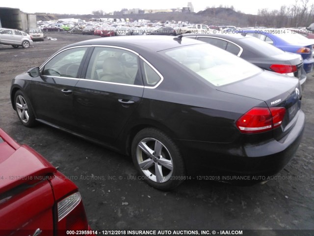VWPassat201203