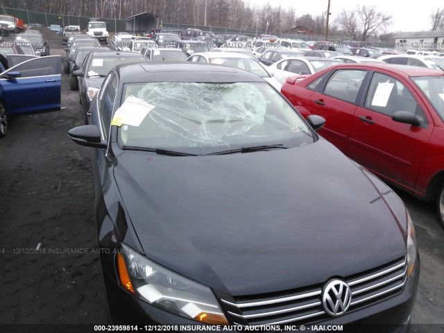 VWPassat201205