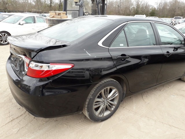 ToyotaCamry201705