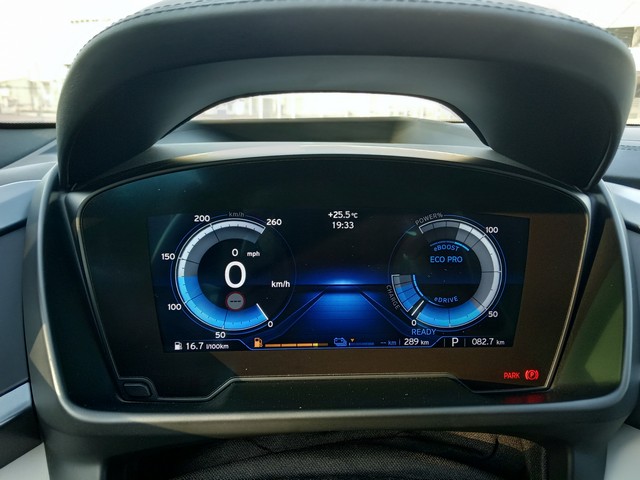 BMWI8201511