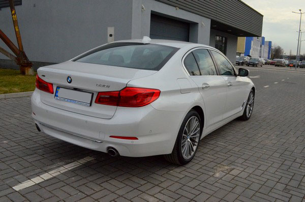 28 BMW 530 XL