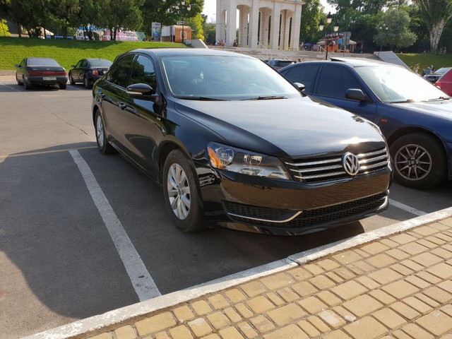 VolkswagenPassat201301