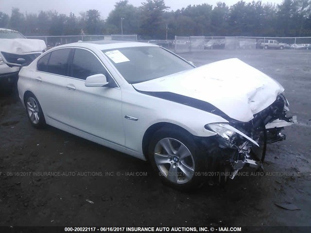 BMW 528i 2012 01