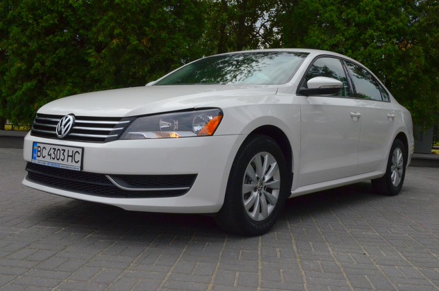 Volkswagen passat 2012 01