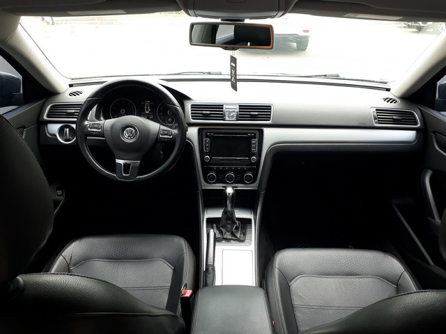 Volkswagen Passat 2011 17
