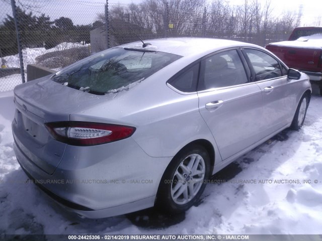 FordFusion201404