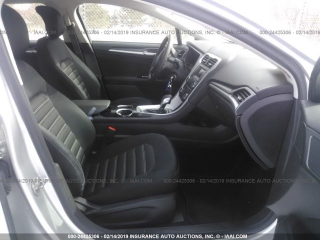 FordFusion201405