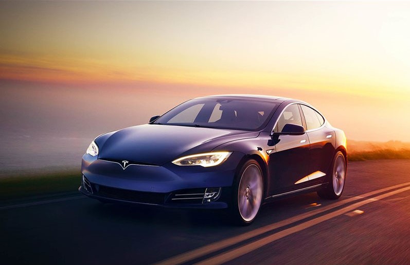 Tesla Model S проехала рекордные 900 000 км