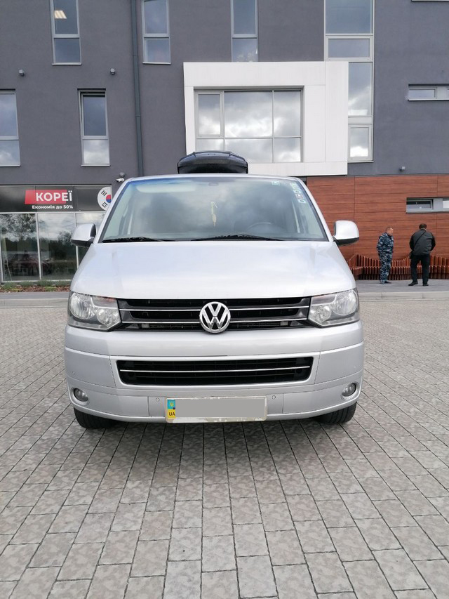 VolkswagenMultivan201102