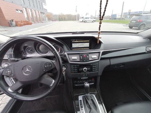 Mercedes-BenzE250200915