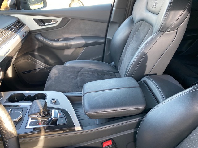 AudiQ7201721