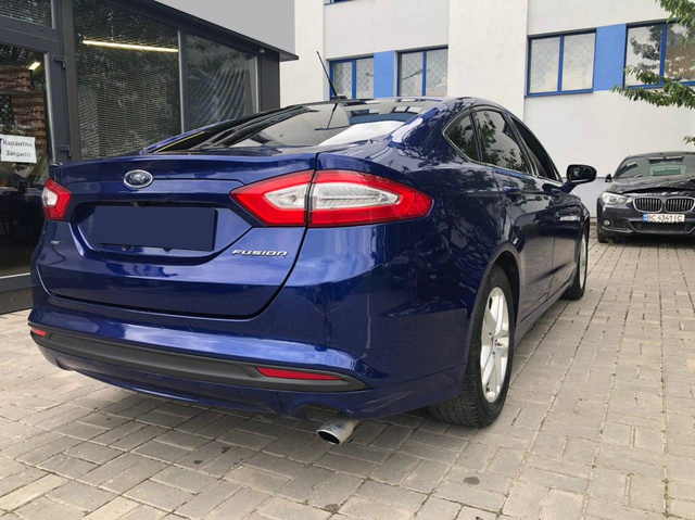 FordFusion201507